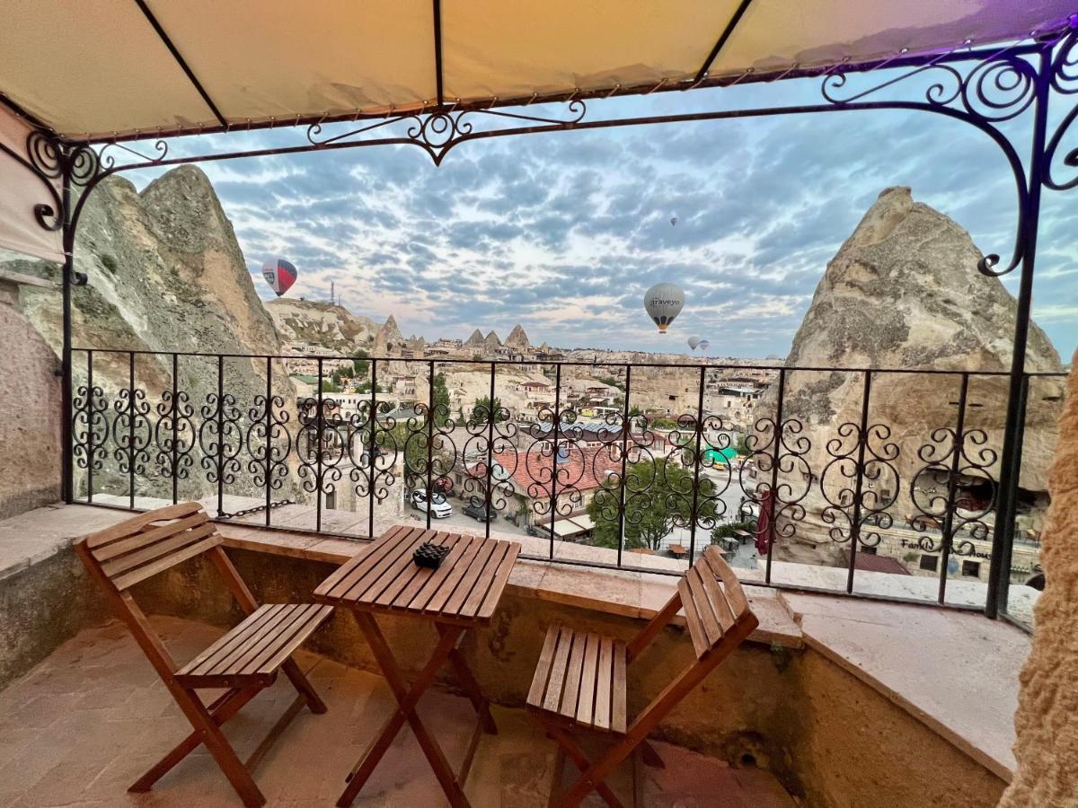 Castle Cave Hotel เกอเรเม ภายนอก รูปภาพ