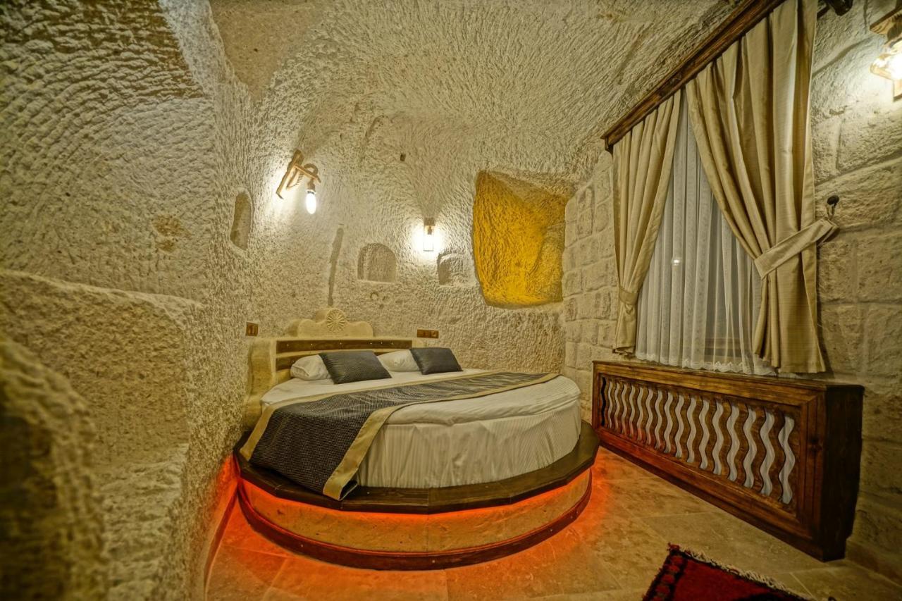 Castle Cave Hotel เกอเรเม ภายนอก รูปภาพ