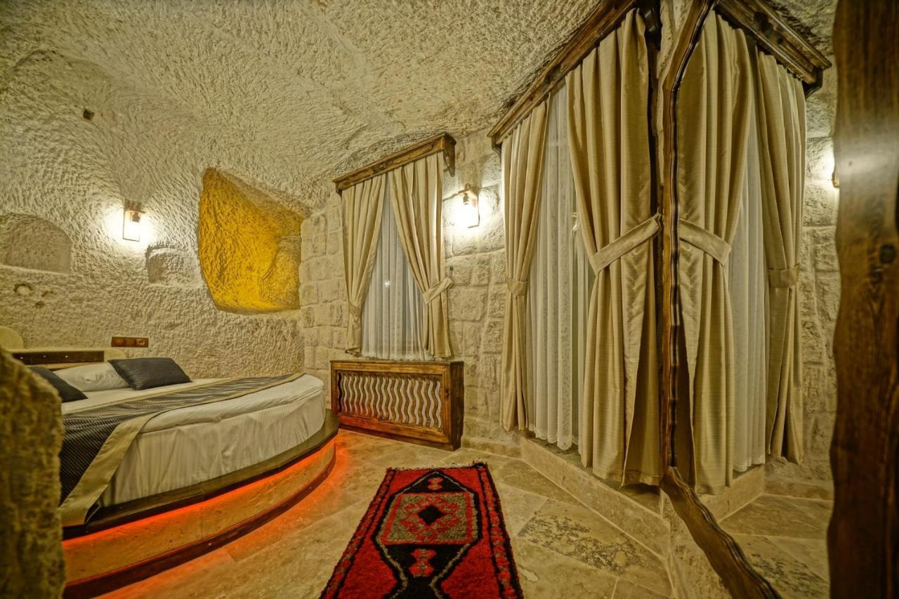 Castle Cave Hotel เกอเรเม ภายนอก รูปภาพ