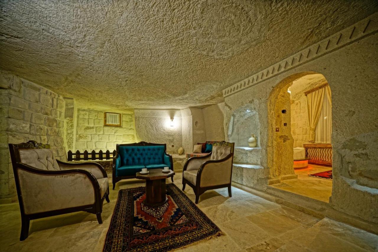 Castle Cave Hotel เกอเรเม ภายนอก รูปภาพ